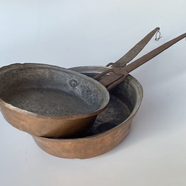 POTS n PANS, Frypan - Copper w Long Forged Handle (Small-Med)